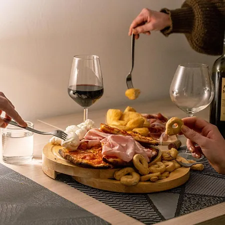 Apartment Garibaldi Square Bari