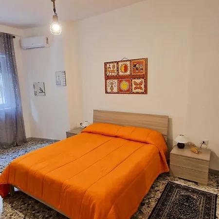 Garibaldi Square * Bari