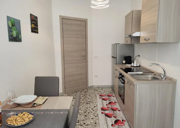 Garibaldi Square Μπάρι