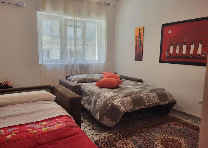 Διαμέρισμα Garibaldi Square