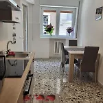 Apartamento Garibaldi Square