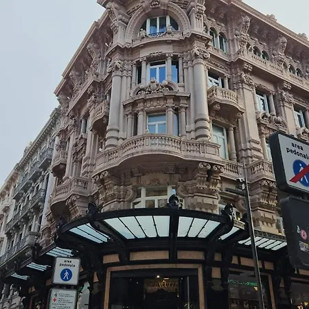 Garibaldi Square