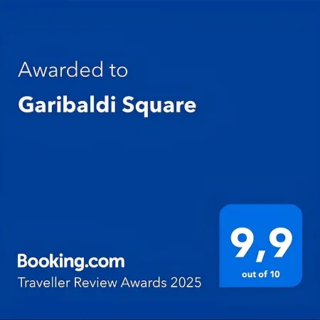 דירה Garibaldi Square