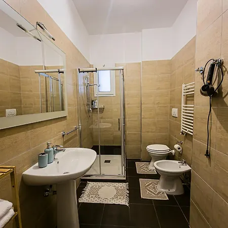 Garibaldi Square Apartment Bari